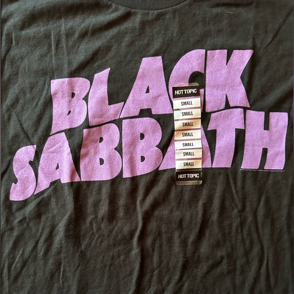 NWT Black Sabbath T-Shirt size Small 🆕🎸 Hot Topic - Picture 2 of 6